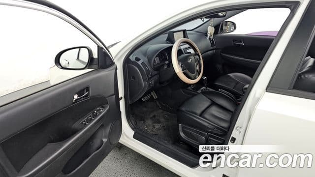 Hyundai i30 Luxury, 2010 10