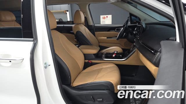 Kia Carnival 4세대 Signature, 2022 11