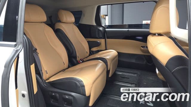Kia Carnival 4세대 Signature, 2022 12