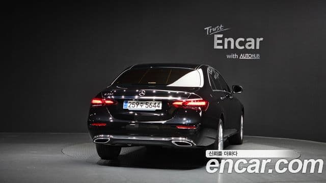 Mercedes-Benz E-класс W213 Exclusive, 2023 4