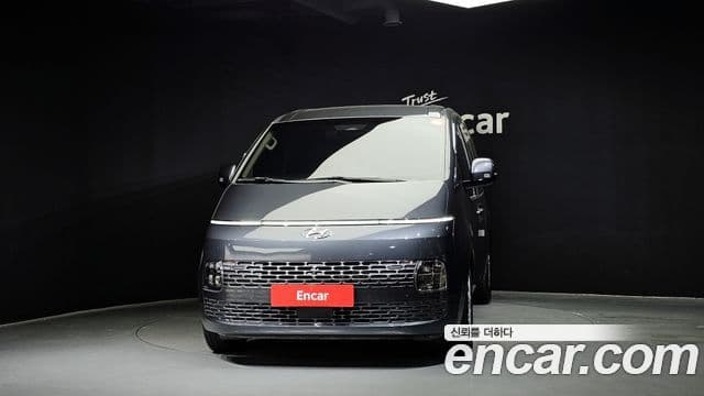 Hyundai Staria Modern, 2022 3
