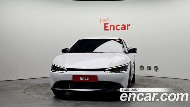 Kia EV6 Air, 2022 3