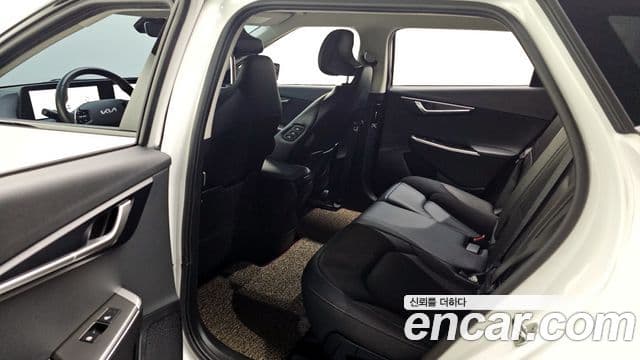 Kia EV6 Air, 2022 11