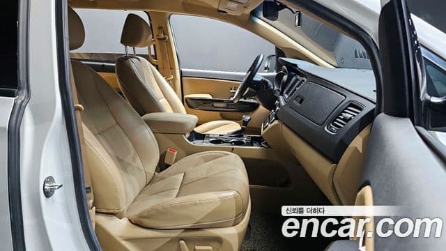 Kia The / новый New Carnival Noblesse Special High Roof, 2020 10