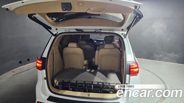 Kia The / новый New Carnival Noblesse Special High Roof, 2020 20