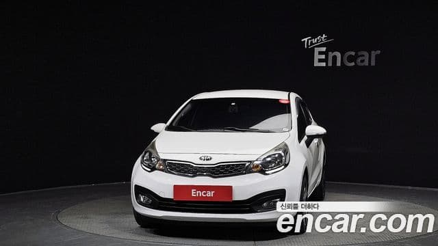 Kia All New Pride Prestige, 2014 3