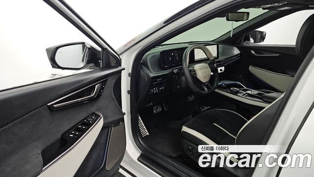 Kia The / новый New EV6 GT Line, 2025 10