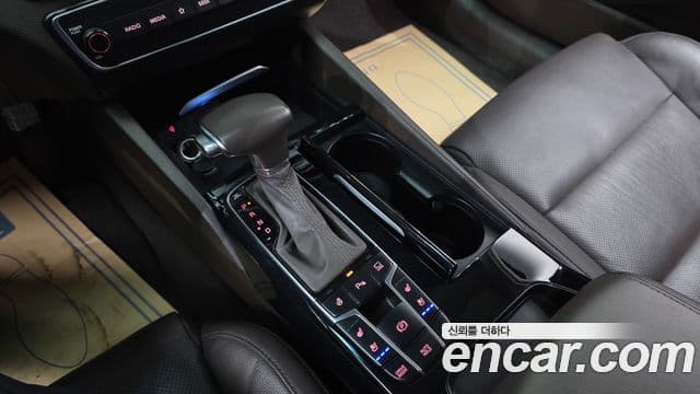 Kia All New K7 Noblesse, 2019 9