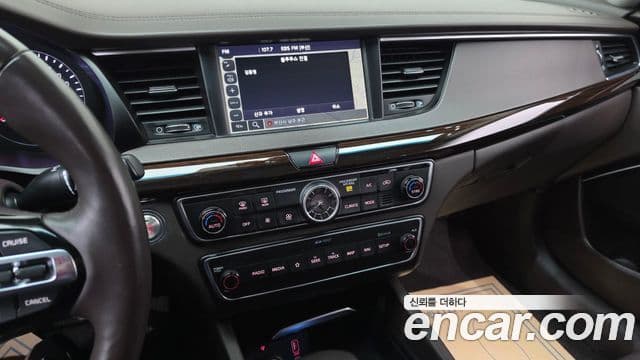 Kia All New K7 Noblesse, 2019 14