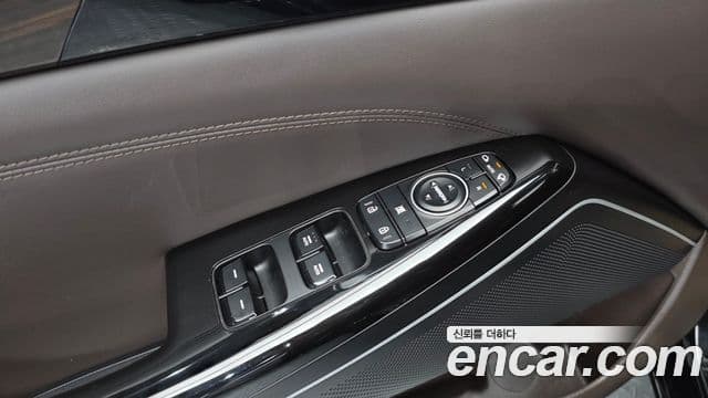 Kia All New K7 Noblesse, 2019 18