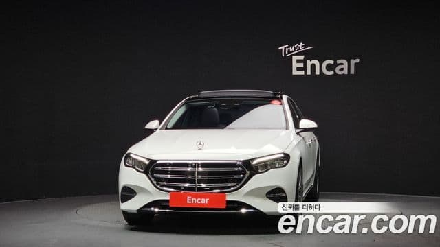 Mercedes-Benz E-класс W214 Exclusive, 2024 3