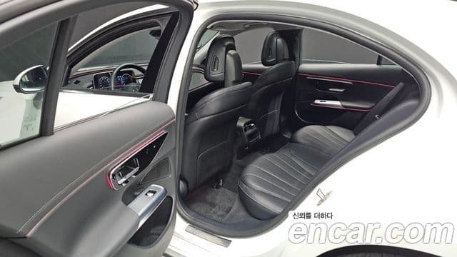 Mercedes-Benz E-класс W214 Exclusive, 2024 12