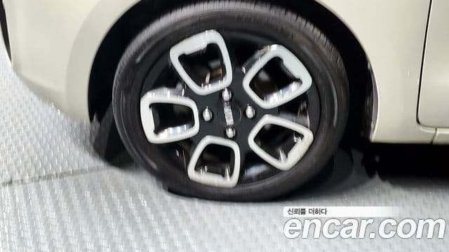 Kia The / новый New Ray Prestige, 2019 все фото