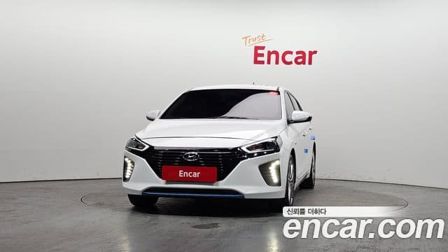 Hyundai Ioniq гибрид Plus, 2016 3