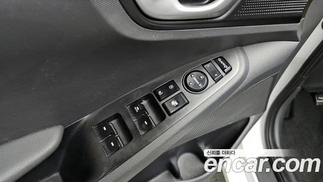 Hyundai Ioniq гибрид Plus, 2016 18