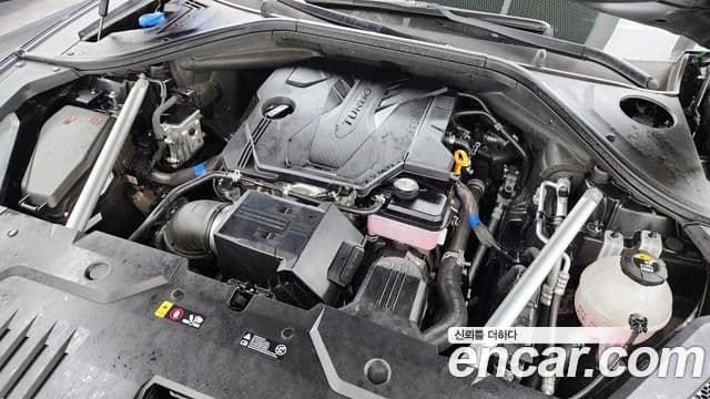 Genesis GV70, 2025 6