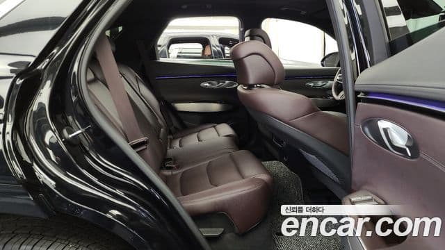 Genesis GV70, 2025 12