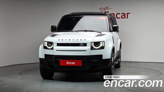 Land Rover Defender (L663) 110 P300 X-Dynamic SE, 2024 3