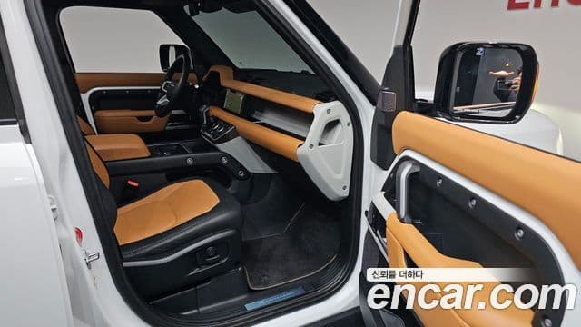 Land Rover Defender (L663) 110 P300 X-Dynamic SE, 2024 10