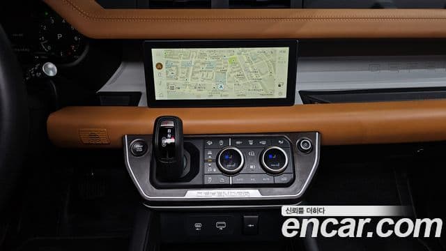 Land Rover Defender (L663) 110 P300 X-Dynamic SE, 2024 14