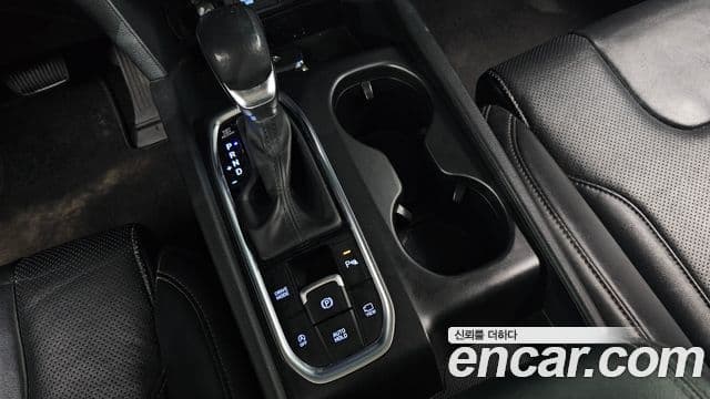 Hyundai Santa Fe TM Exclusive, 2019 9