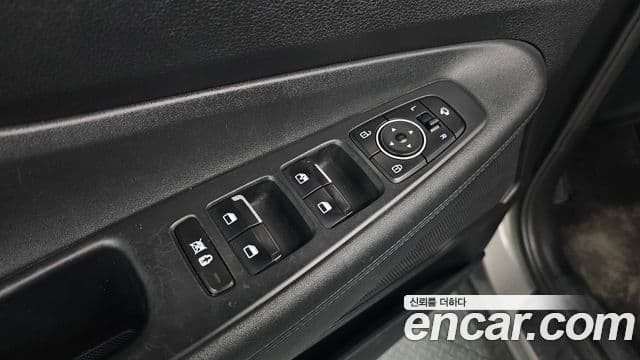 Hyundai Santa Fe TM Exclusive, 2019 17