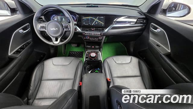 Kia Niro Plus Light (таксомоторный тип), 2023 7