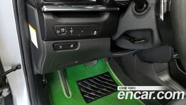 Kia Niro Plus Light (таксомоторный тип), 2023 18