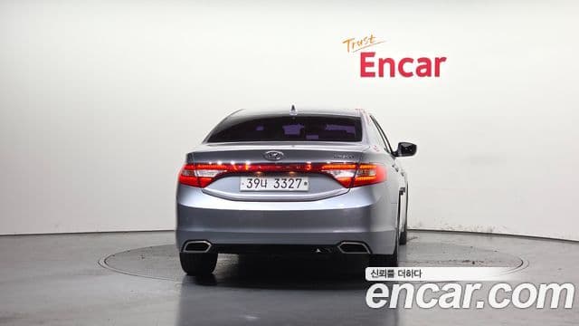 Hyundai Grandeur HG Premium, 2015 4