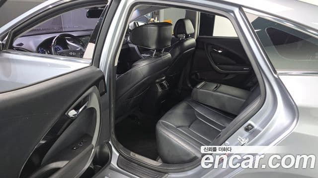 Hyundai Grandeur HG Premium, 2015 11