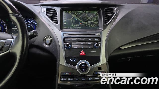 Hyundai Grandeur HG Premium, 2015 17