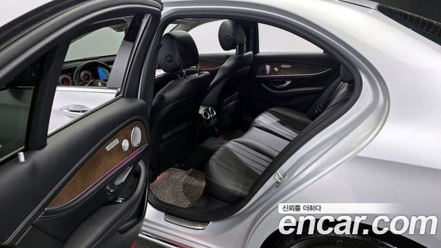 Mercedes-Benz E-класс W213 Exclusive, 2019 11