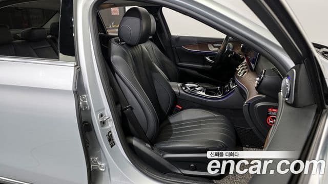 Mercedes-Benz E-класс W213 Exclusive, 2019 12