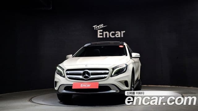 Mercedes-Benz GLA-класс X156 GLA200 d 4MATIC Activity Edition, 2017 3