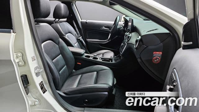 Mercedes-Benz GLA-класс X156 GLA200 d 4MATIC Activity Edition, 2017 10