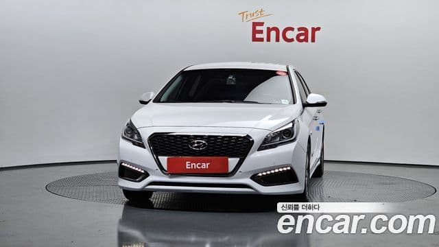 Hyundai LF Sonata гибрид Premium, 2015 3