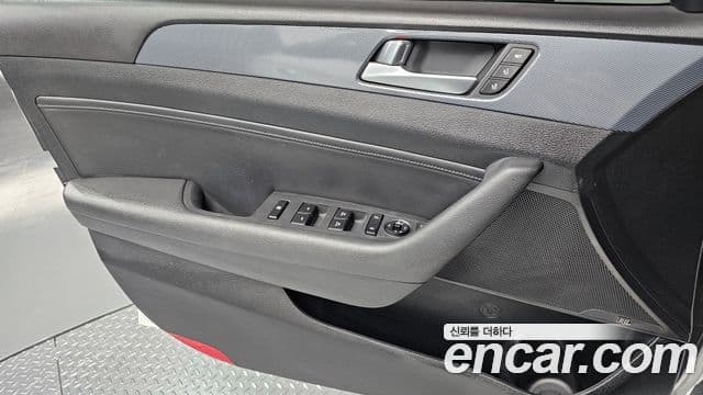 Hyundai LF Sonata гибрид Premium, 2015 14