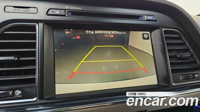 Hyundai LF Sonata гибрид Premium, 2015 17