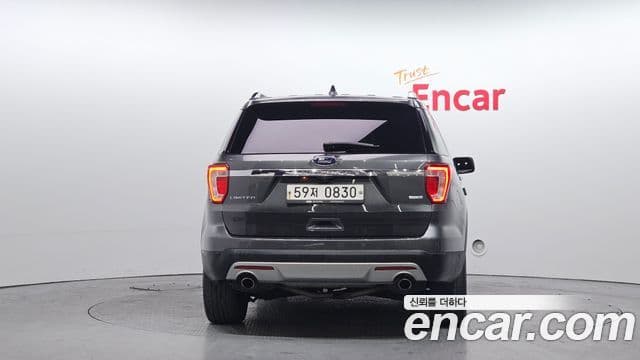 Ford Explorer 5세대, 2016 4