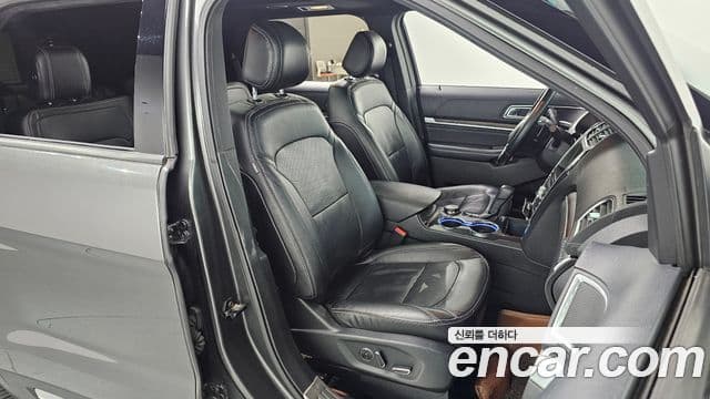 Ford Explorer 5세대, 2016 11