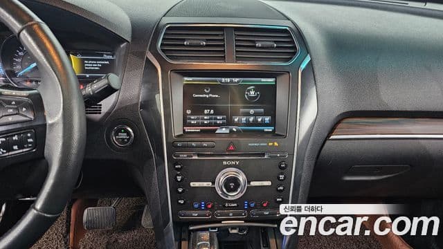 Ford Explorer 5세대, 2016 14