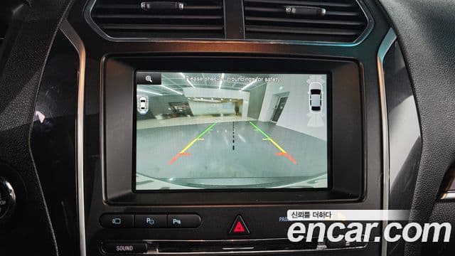 Ford Explorer 5세대, 2016 15