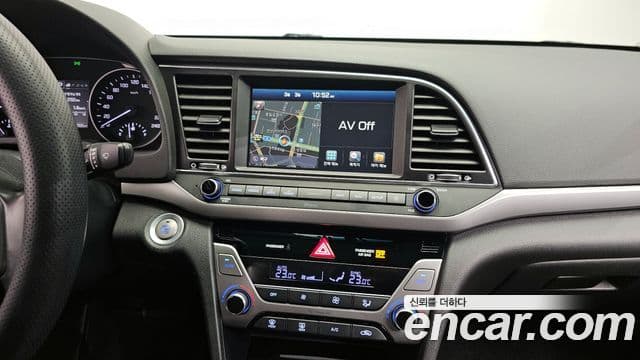 Hyundai Avante AD Modern, 2018 15