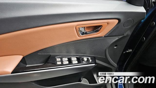 KG모빌리티(SsangYong) Tivoli Armor коробка передач Edition 2WD, 2018 17