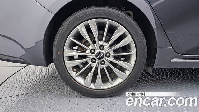 Kia The / новый New K5 2세대 Noblesse, 2020 все фото