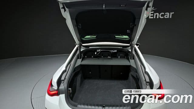 BMW i4 eDrive40 M Sport Pro, 2023 20