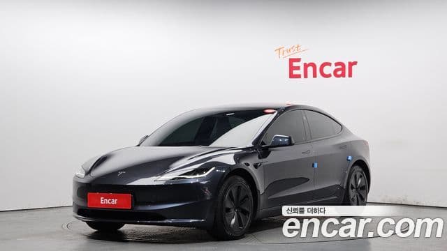 Tesla модель 3, 2024 1