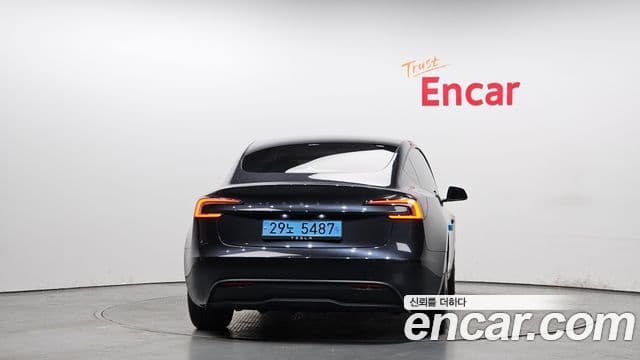 Tesla модель 3, 2024 4