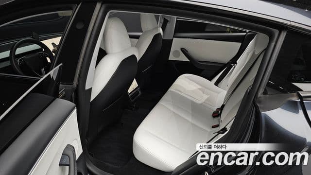 Tesla модель 3, 2024 12