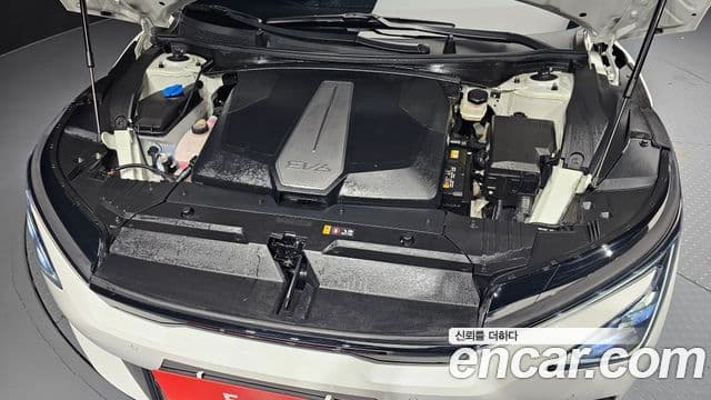 Kia The / новый New EV6 Air, 2025 6